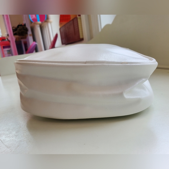 NWOT Ghost crossbody bag - Picture 3 of 4